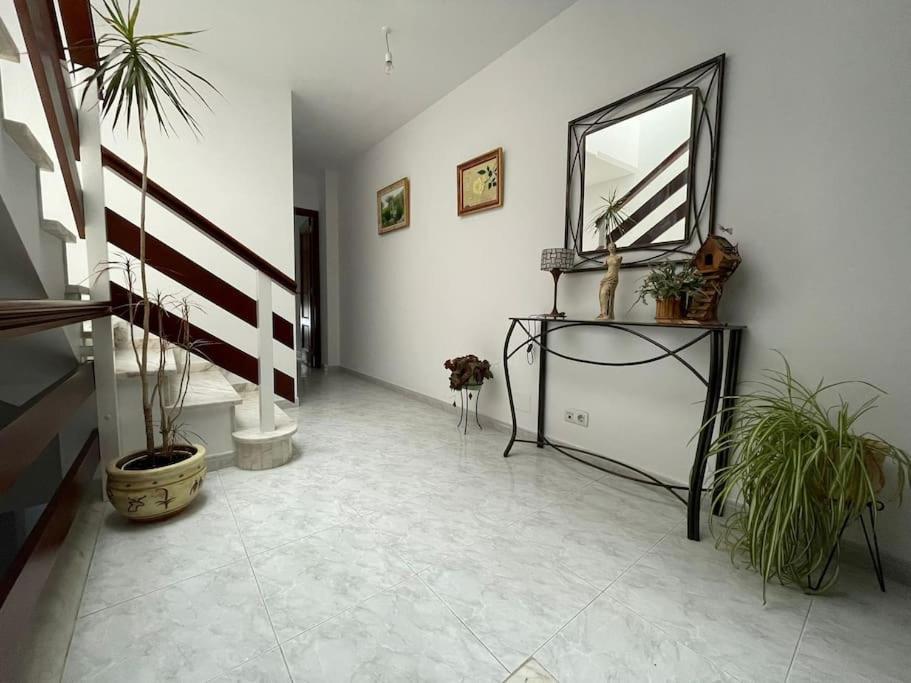 Casa Turistica Lucena Villa บิลาการ์เซีย เด อาโรว์ซา ภายนอก รูปภาพ